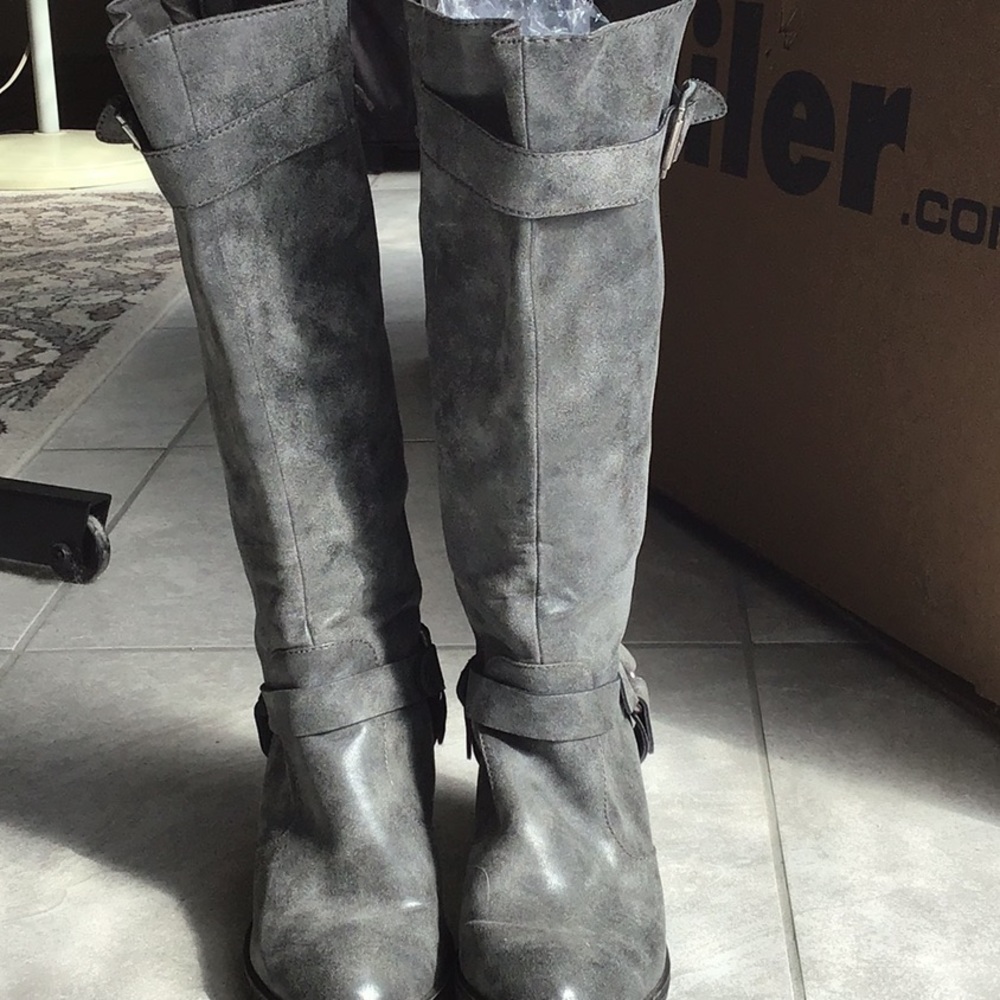 Rocket Dog Grey Boots 8